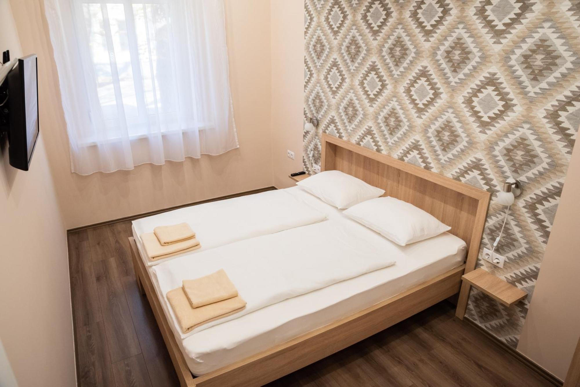 Gesztenye Apartman Makó Exterior foto